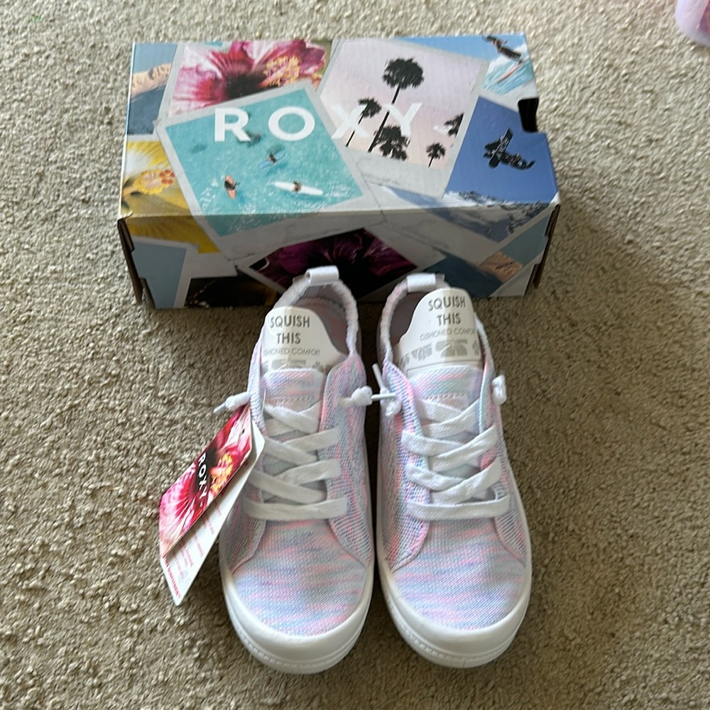 Roxy girls sneakers BNIB